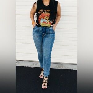 RISEN JEANS - The tie-waist Jean Jogger. 
Size: 29 or 9 - fits 10 too.